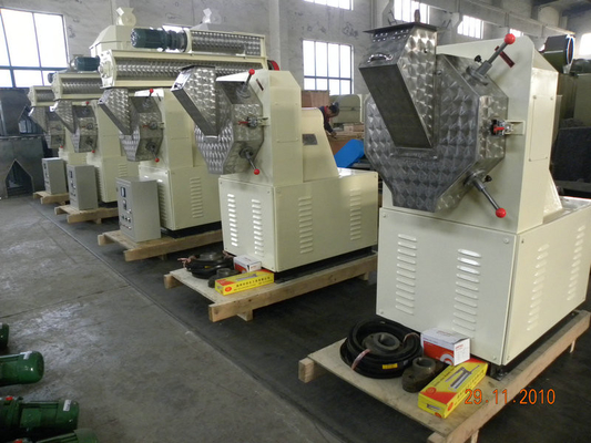 Animal, Poultry Rotation Steady Ring Die Pellet Feed Pellet Machine With Quick - discharge