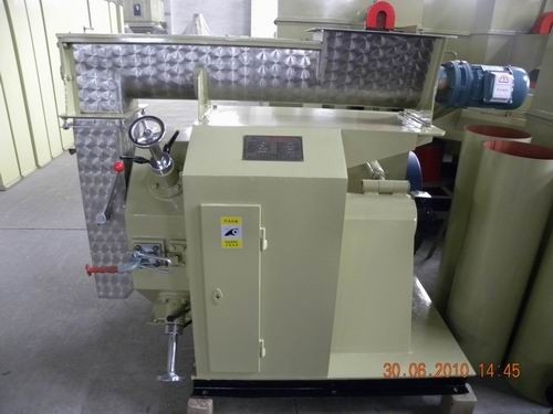 0.75kw Rice Husk Biomass Organic Fertilizer Machine With Low Consumption HKJ32-F
